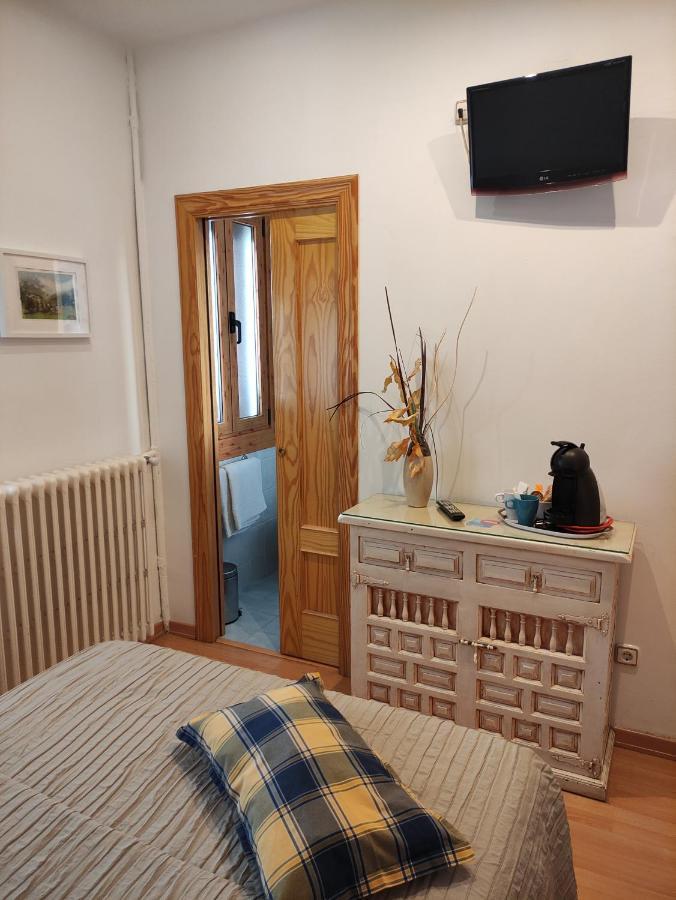 Hostal Escartin Sabiñánigo Buitenkant foto