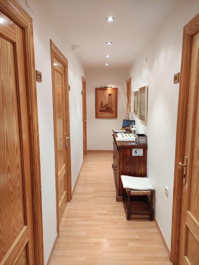 Hostal Escartin Sabiñánigo Buitenkant foto