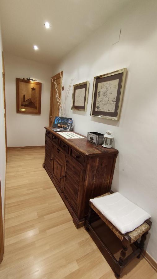Hostal Escartin Sabiñánigo Buitenkant foto